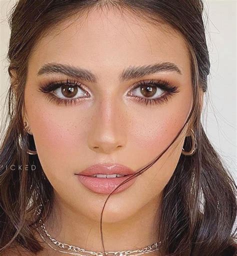 Brunette Makeup, Nude Makeup, Skin Makeup, Doe Eye Makeup, Bridesmaid