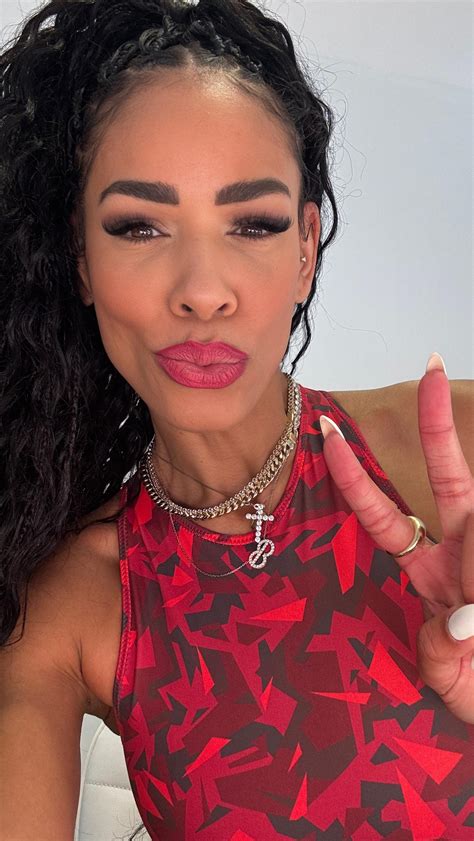 Kirsten Ferguson (@iamkirstenferguson) • Instagram photos and videos