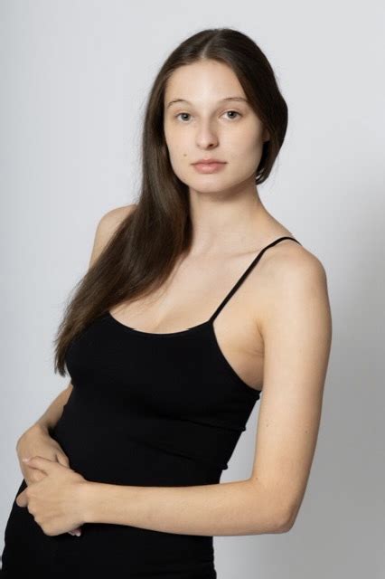Unique Models and Talent | Molly H
