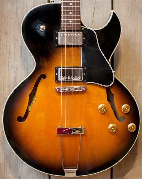Gibson ES & Electric Jazz Guitars - Pickguard Planet