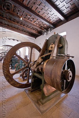 minting, coining machine