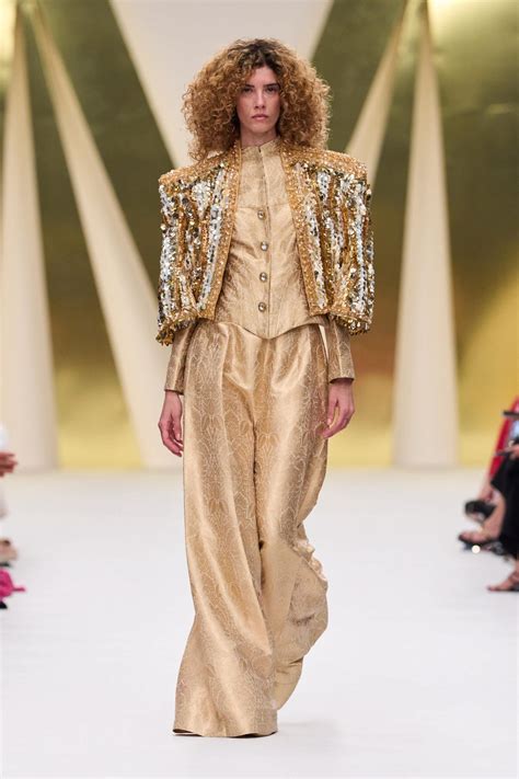 2025 Fashion: Manish Malhotra's The World Collection: Dubai
