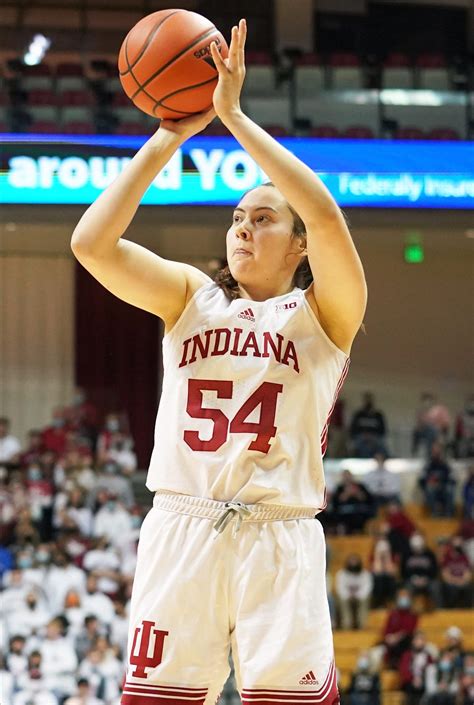 Mackenzie Holmes has career night as IU puts Big Ten on notice in rout