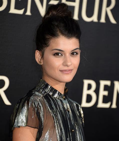 Sofia Black-D'Elia – Filmes, Biografia e Listas na MUBI