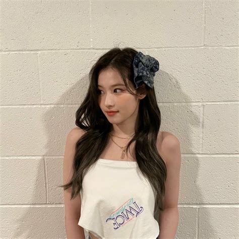 flower minatozaki  instagram update