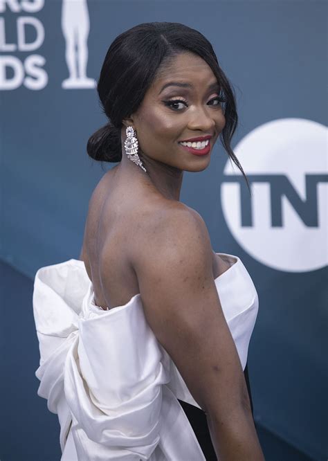 Lola Ogunnaike – Screen Actors Guild Awards 2020 • CelebMafia