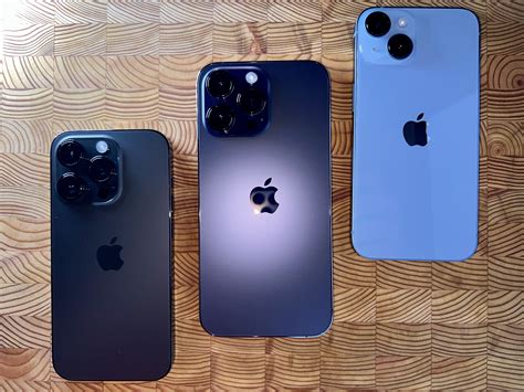 Review: Apple's iPhone 14 and iPhone 14 Pro, The big lean in