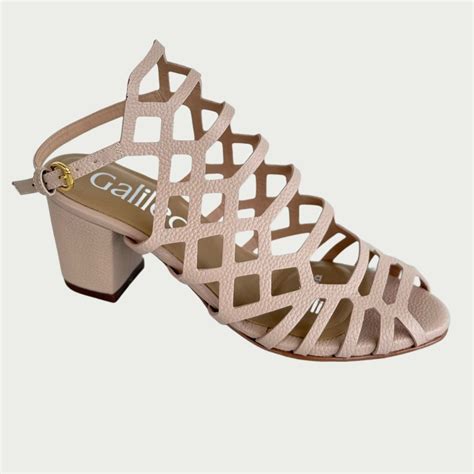 Sandalia en cuero nude Ref: RENAXPNU – Calzado galileo