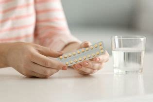 Tomando Anticoncepcional E Menstruei - É normal menstruar tomando anticoncepcional contínuo? - Tua Saúde