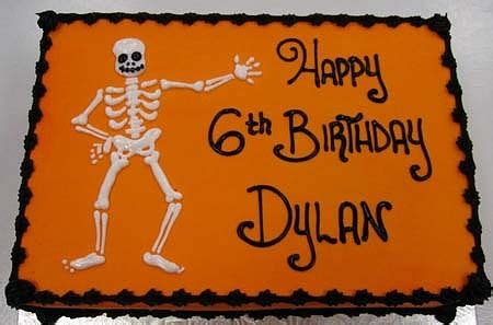 Skeleton cake Kylie Birthday, Birthday Halloween Party, Halloween 2018 ...