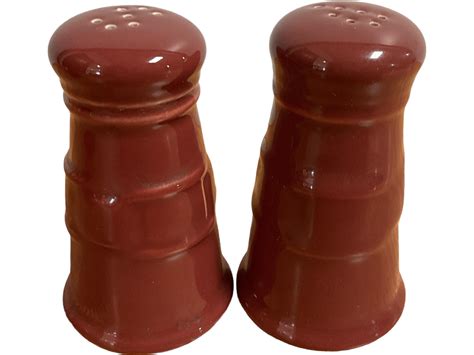 Lot - Longaberger Pottery Woven Traditions Salt & Pepper Shakers - Paprike