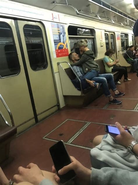 Не зассала и познакомилась. #ПММ_интересное | Подслушано Метро Москвы ...