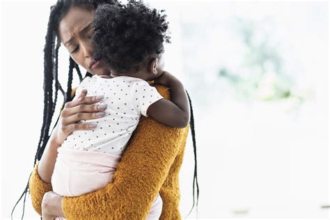 Comedian Takes Nude Photo Shoot With Her Son And Many Are Outraged
