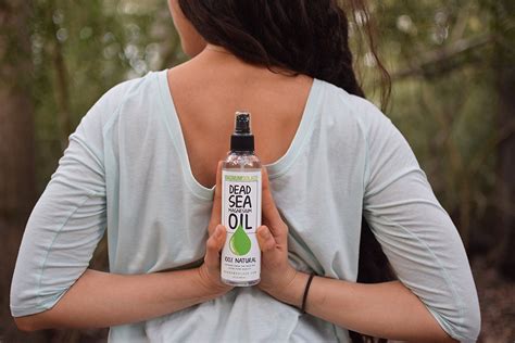 4 Benefits of Magnesium Oil! (& Are You Deficient in Magnesium ...