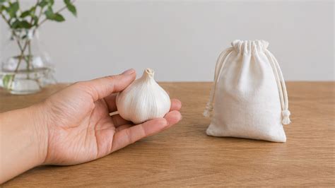 Dente De Alho No Bolso