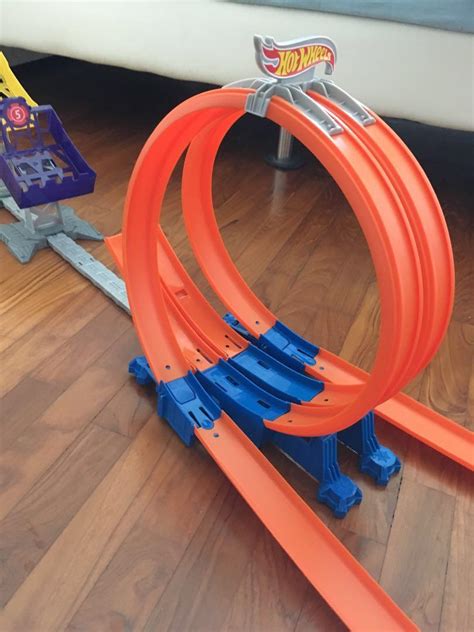 Hot Wheels Double Loop Track - www.inf-inet.com