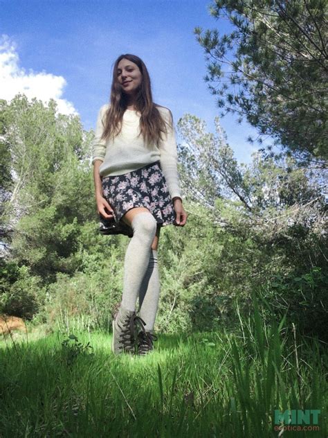 Talia Mint (41 фото)