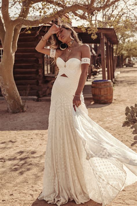New Holiday Bridal Gown Arrivals in Boston — CEREMONY