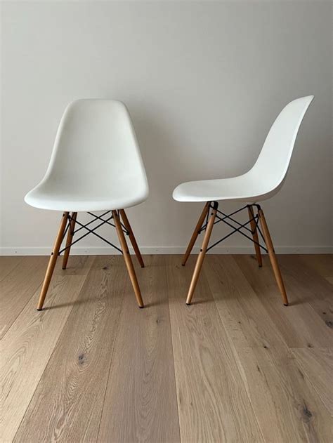 Eames Stühle (2 Stk) | Kaufen auf Ricardo