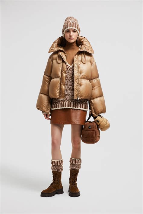Moncler Официальный Сайт — Одежда и пуховики