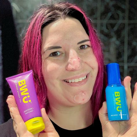 Singers react to the lyrics with you with you viral dance challenge 21