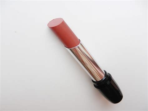 Блог Доброго Мурсика :): AVON Помада НЕВЕСОМОСТЬ Ultra Color Indulgence ...