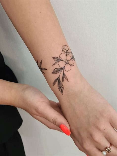 45 Flower Forearm Tattoo Ideas to Consider