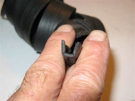 Sliding Window "Seals" for Long Tops | BinderPlanet.com