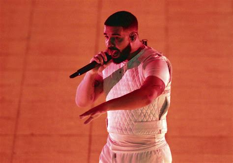 (Photo) Drake Gets a Beatles Tattoo After Breaking Their Record – Hot Radio Maine