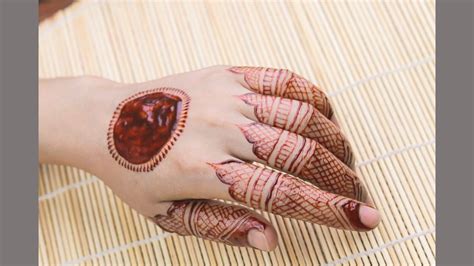 year ender   mehndi designs   popular  year
