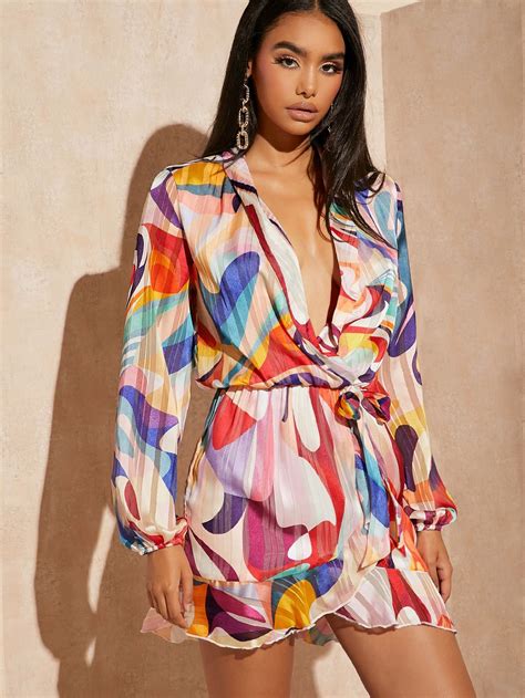 Graphic Print Lantern Sleeve Dress | Dress, Lantern sleeve dress