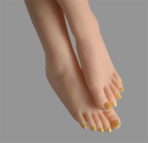 Lifelike Real Feet Model Silicon Feet Shoe Mannequin - Buy Mannequin ...