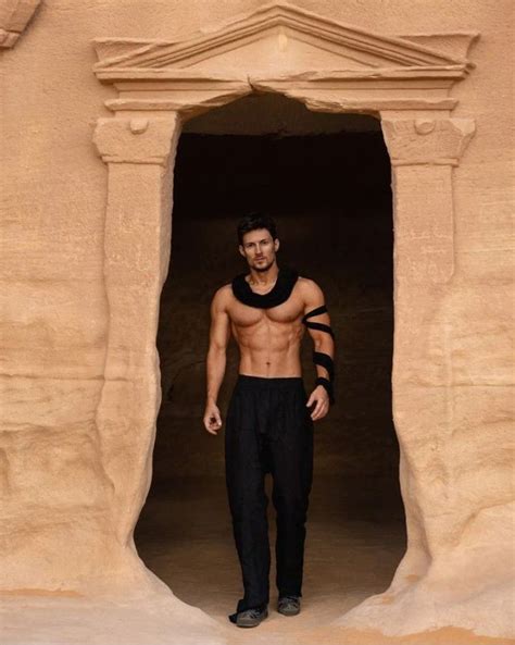 Durov🌺🤗💞 | Pavel durov, Photo poses for boy, Mens photoshoot poses