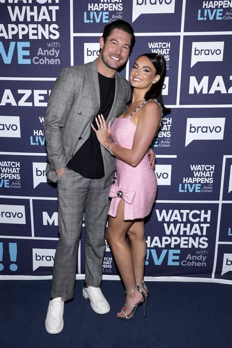 'Summer House' alum Hannah Berner marries Des Bishop