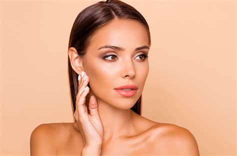 Redensity Skinbooster kezelés - Secret Medical