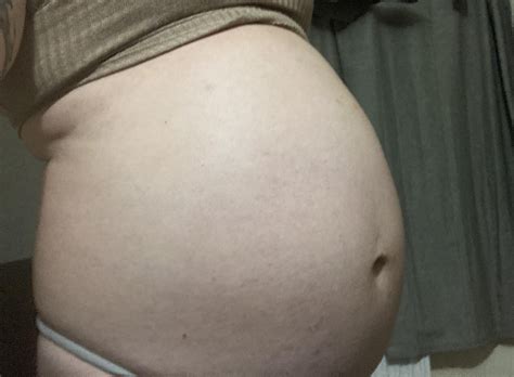 Before and after my biggest stuffing ever : r/BellyExpansion