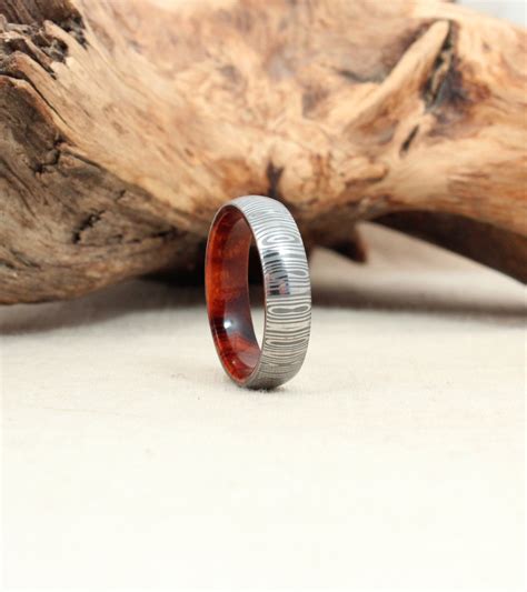 Damascus Steel and Wood Ring | Whiskey Barrel Oak — WedgeWood Rings