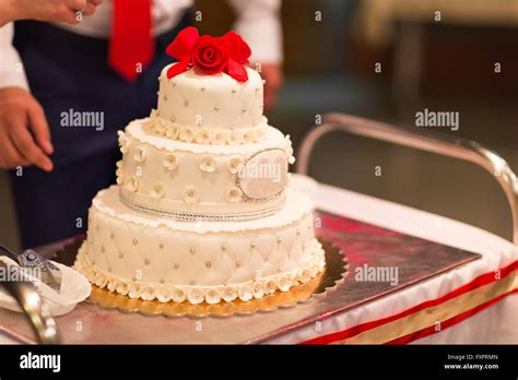 white wedding cake stock photo alamy