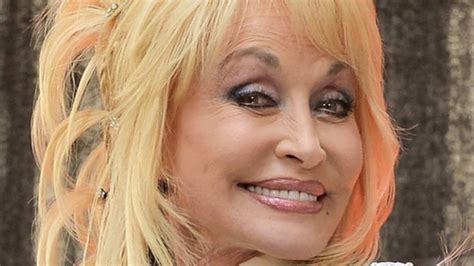 Dolly Parton Without Makeup - Mugeek Vidalondon