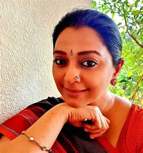 gayatri jayaraman wiki biography dob height serials images labuwiki