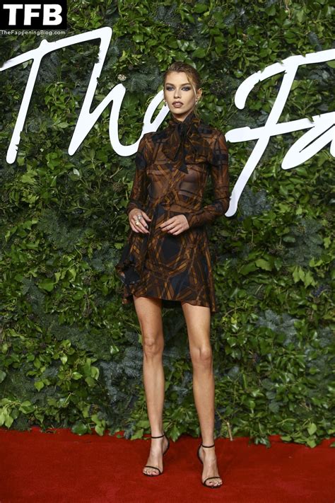 Stella Maxwell Nude Sexy (21 Photos) - Sexy e-Girls🔞