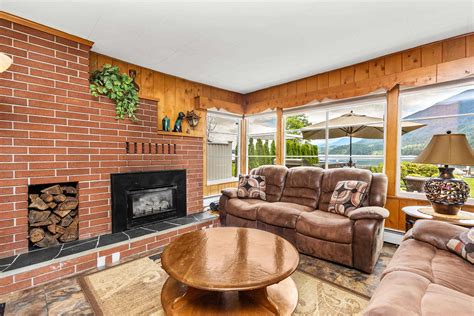 1842 Whitlam Lane, Lindell Beach — For Sale @ $2,598,000 | Zolo.ca