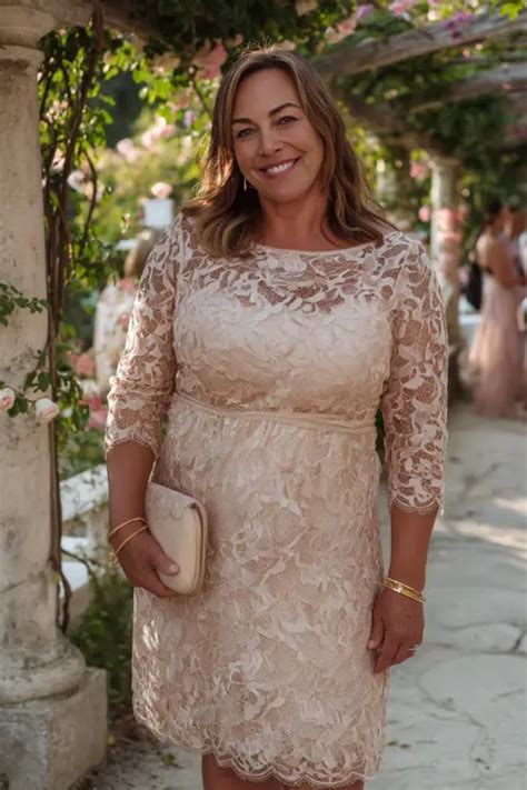 25 Summer Wedding Guest Dresses for Women over 50 That Will Keep You