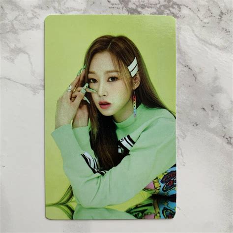 AESPA GISELLE Black Mamba SMGlobalShop Preorder Benefit Photocard (READ