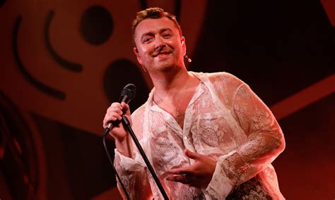 Unholy, de Sam Smith e Kim Petras, entra direto no primeiro lugar⚡️ ...