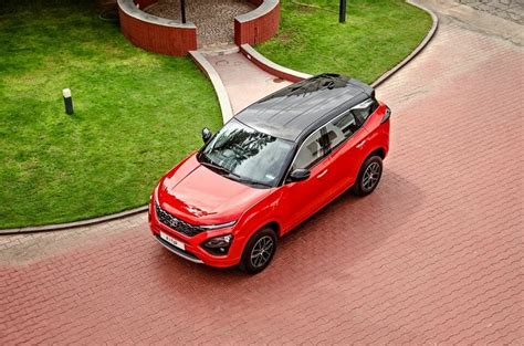 tata harrier  red  hot motoroids