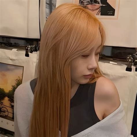 aespa giselle icon in 2025 | Boyfriend pictures, Different hair colors