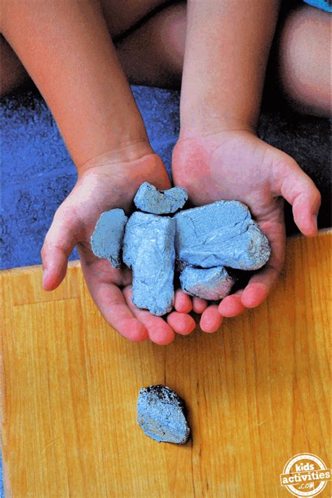 Explosive Fun: How To Make Elephant Toothpaste With Your Kids | Kids ... 