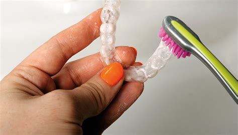 clean  retainer  night guard ddins