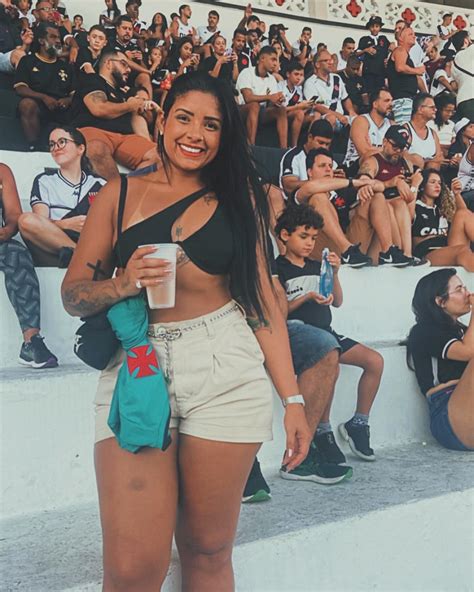 Kelly Oliveira (@kelly30liveira) • Instagram photos and videos